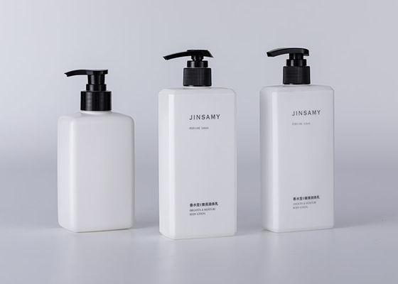 500ml HDPE van het douchegel Shampoofles met Lotionpomp